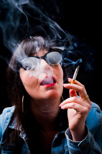 photo_mode_femme_cigarette